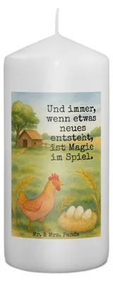 Produktbild von Mr. & Mrs. Panda Kerze Huhn Stolz Design 15 x 7 cm - Weiß - Geschenk, Stumpenkerze, Bauernhof, Hühner, Zylinderkerze, Schwangerschaft, Erinnerungskerze, Hof, Blockkerze