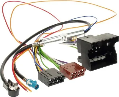 Immagine prodotto di Fascio autoradio OPEL Quadlock > norma ISO / amplificatore antenna phantom