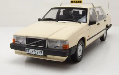 Produktbild von Minichamps 155171792 Volvo 740 GL Taxi 1986 beige 1:18