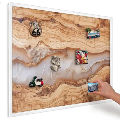 Produktbild von Magnettafel 80x60 cm mit weißem Rahmen - Magnetische Metalltafel, Magnetpinnwand zur Wandmontage für Wohnzimmer, Küche, Flur, Kinderzimmer und Büro - Eleganz aus Holz