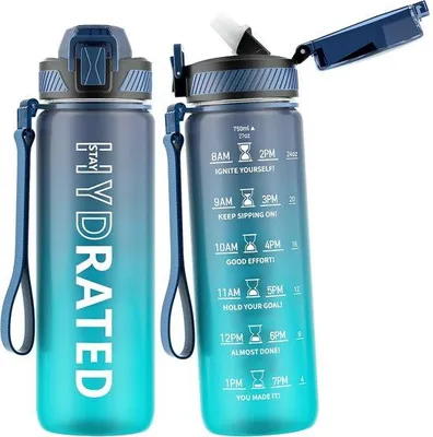 Immagine prodotto di Bottiglia sportiva Ibencoa® in Tritan, 750 ml – senza BPA, con cannuccia e indicatore del tempo, a prova di perdite, colore blu scuro