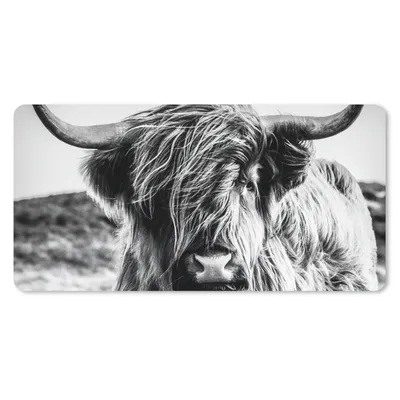 Produktbild von MuchoWow® Schreibtischunterlage Kuh - Schottischer Hochländer - Schwarz - Weiß - Tier - Natur - Wildtiere 80x40 cm - XXL Mauspad - Gaming Mauspad