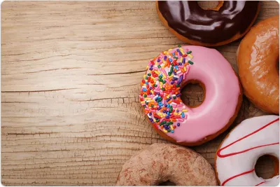 Produktbild von Küchenmatte 140x210 cm Vinylmatte Bodenmatte Dekoration - Doughnuts auf hölzernen