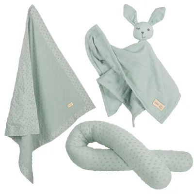 Immagine prodotto di Set regalo per neonati "Kuscheln & Spielen" ('Coccolare e Giocare'), colore verde ghiaccio, collezione "Lil Planet", comprensivo di coperta, coprimaterasso e peluche in cotone