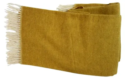 Produktbild von Kuscheldecke in senfgelb, handgefertigte Wolldecke, gemütliche Wohndecke für das Wohnzimmer