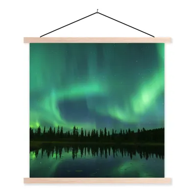 Produktbild von MuchoWow® Textilposter Nordlicht - Bäume - Wasser - Alaska 120x120 cm mit holzfarbenen Rahmen - Textil-Poster