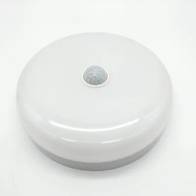 Zdjęcie produktu dla Combuh LED lampa sufitowa Czujnik ruchu Okrągła lampa sufitowa 15W 3000k 1200LM Efektywna oszczędność energii