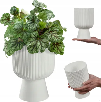 Produktbild von KADAX Blumentopf in Kelchform "Golem", aus Kunststoff, Pflanzgefäß, Pflanzschale, 14 cm, Weiß