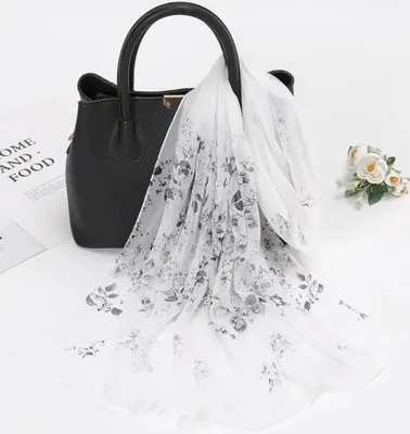 Produktbild von Schal BE-33780 - Weiß mit Blumenmustern KP33780