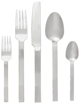 Produktbild von Edelstahl Besteckset 30-teilig für 6 Personen mit Messern, Gabeln, Löffeln und Kuchengabeln