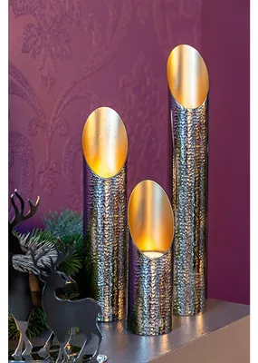 Produktbild von FINK Teelichthalter FIRAT - hoher Kerzenhalter aus Aluminium, gehämmert, silberfarben, innen goldfarben, H 40 cm