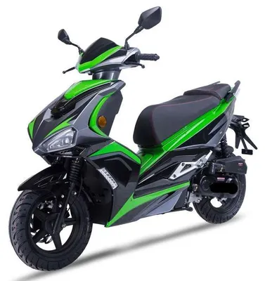 Zdjęcie produktu dla Skuter Striker - 50 ccm, norma Euro 5, kolor czarno-zielony - prędkość maksymalna 25 km/h, klasa Mofa