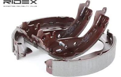 Produktbild von RIDEX Bremsbackensatz Trommelbremse Hinten passend für MERCEDES-BENZ M-Klasse (W164) 200mm 70B0089