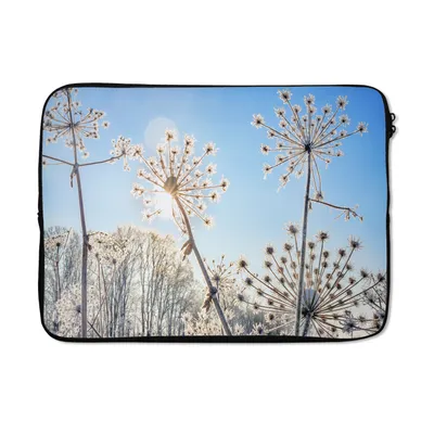 Produktbild von MuchoWow® Laptop Hülle 13 Zoll Pflanzen - Schnee - Stilleben Laptoptasche - Laptophülle - Sleeve - Rundumschutz