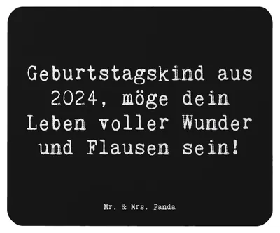 Produktbild von Mr. & Mrs. Panda Mousepad Spruch 2024 Geburtstag - Schwarz - Geschenk, Alter, Mouse Pad, Happy Birthday, besonderes Jahr feiern, mausteppich, Handgefertigte Produkte