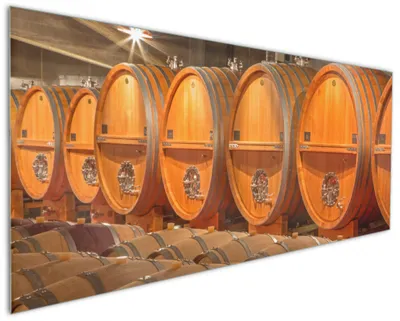 Produktbild von Wallario Küchenrückwand aus Glas, Größe: 125 x 50 cm, Motiv: Weinkeller mit alten Holzfässern | Spritzschutz | abwischbar | pflegeleicht | in