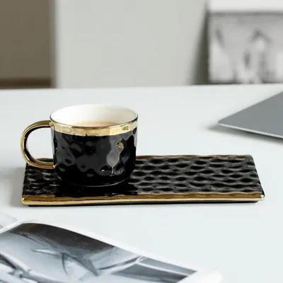 Produktbild von Espressotasse mit Untertasse 180ml Porzellan Goldrand Schwarz mit Löffel