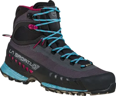 Damen-Wanderschuhe "TxS Woman Gtx" von La Sportiva in Schwarz mit blauen und pinken Akzenten.