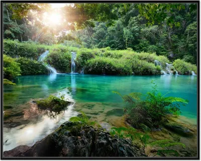 Produktbild von Wallario Wandbild Türkisgrüner See im Nationalpark in Guatemala, Größe: 40,30 x 50,30 cm, Poster mit schwarzem Aluminiumrahmen