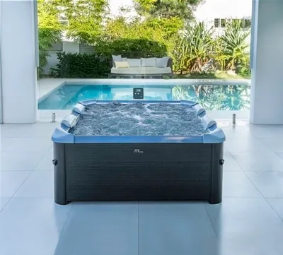 Produktbild von MSpa Whirlpool OSLO Saphire Modell 2025 inkl. LED / WiFi / UVC / Ozon / 120 Luftdüsen / 8 Hydromassagedüsen / Outdoor Pool Indoor Pool