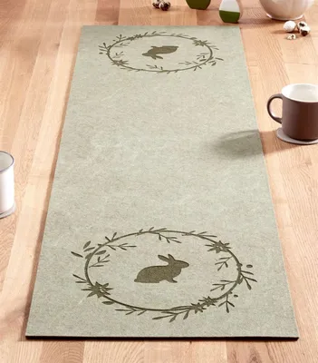 Produktbild von Tischläufer "Osterkranz" aus Filz, grün, 40x140 cm, Tischband, Mitteldecke