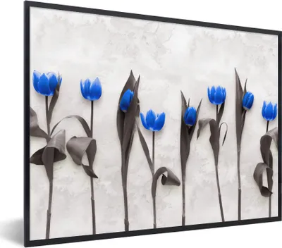 Produktbild von MuchoWow® Gerahmtes Poster Blumen - Tulpen - Blau 80x60 cm - Poster mit Schwarzem Bilderrahmen Wandposter Rahmen Foto Bilder - Schwarzem - Mit Gestell