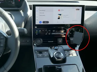 Produktbild von Brodit ProClip Fahrzeughalter 855893 - Winkelbefestigung - Toyota bZ4X 23-24