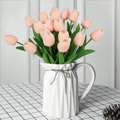 Produktbild von Famanu Kunsttulpen 12 Stück, rosa mit realistischem Touch - für Hochzeitssträuße, Valentinstag, Muttertag, Wohndekoration