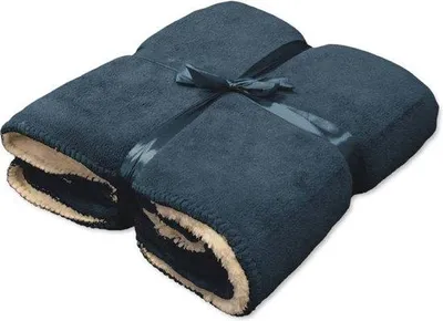 Produktbild von Unyqoos® Coby Plaid – Fleecedecke aus Polyester, 130 x 160 cm, Dunkelblau