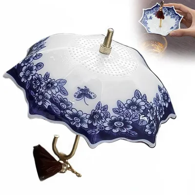 Produktbild von Keramik Teesieb Regenschirmform, Porzellan Teefilter für losen Tee, drehbar, traditionelles Design, blaue Blume