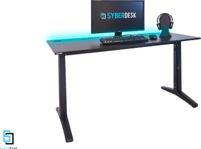 Immagine prodotto di Scrivania da gioco SyberDesk ULTRA LED USB 139x68 su telaio solido con sistema di gestione dei cavi, scrivania per giocatori, scrivania da gioco nera