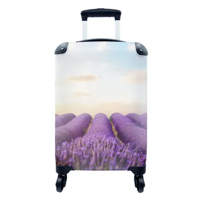 Produktbild von MuchoWow® Koffer Handgepäck Trolley Rollkoffer Kleine Reisekoffer mit 4 Rollen - Lavendel - Himmel - Wolken - Blumen - Cabin Size < 55x40x23 cm & 55x40x20 cm - Fotokoffer - Kabinenkoffer - Boardgepäck - Reise-Box - Reisekoffer - Reisegepäck - Koffer mit Bild - Trolley für Kinder