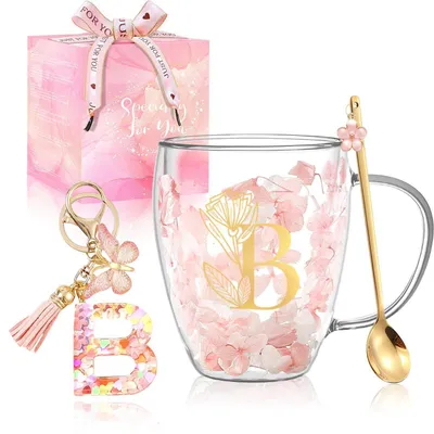 Produktbild von Doppelwandige Latte Macchiato Gläser mit Initial B, getrocknete Blumen, Löffel & Schlüsselanhänger im Geschenkset