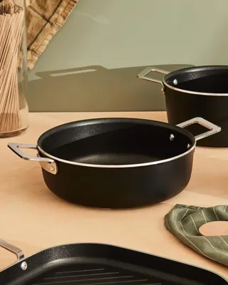 Obrázok produktu pre Panvica na pečenie Alessi Hrnce a panvice - AJM102/24 B - čierna - ø 24 cm / 3,4 l