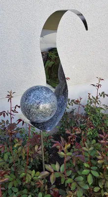 Produktbild von Skulptur Flame Edelstahl anthrazit 146 cm Gartenstecker Beetstecker Rosenkugel