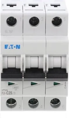 Obrázok produktu pre Miniatúrny istič 3P C 25A 6kA AC PL6-C25/3 286603