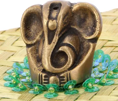 Produktbild von Räucherstäbchenhalter Ganesh aus Messing - 3,5 cm, Gold, Räucherstäbchen Halter