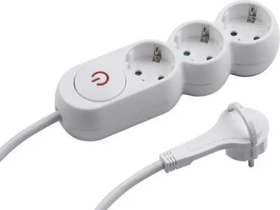 Zdjęcie produktu dla Gniazdo conmetall 3-krotne z przełącznikiem i płaską wtyczką