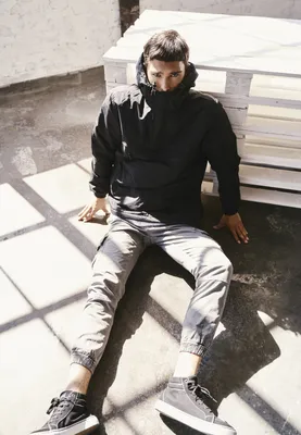 Zdjęcie produktu dla Kalhoty Urban Classics Washed Cargo Twill Jogging Pants szary - 32