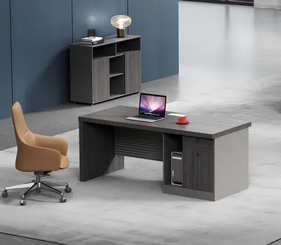 Productafbeelding van Een elegant bureau met een ruime werkruimte en een stabiel ontwerp.