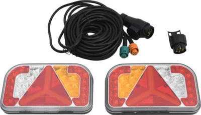 Image de vidaXL Lampes de remorque 2 pcs. Rouge 24x5x14,5 cm 12V Ampoule LED