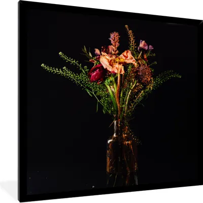 Produktbild von MuchoWow® Gerahmtes Poster Stilleben - Blumen - Vase 40x40 cm - Poster mit Schwarzem Bilderrahmen Wandposter Rahmen Foto Bilder - Mit Rahmen - Wanddekoration Schlafzimmer