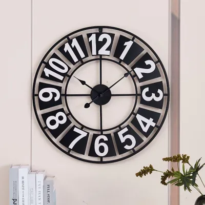 Immagine prodotto di Orologio da parete in metallo nero Clock01 Eleganza e Design senza Tempo