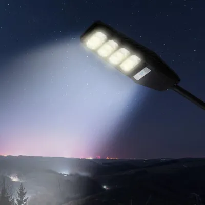 Image de Lampadaire avec 200W Solar, capteur et télécommande Solis L.
