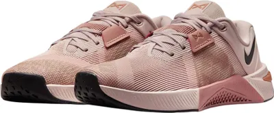 Produktbild von Nike Mecton 10 Sportschuhe Damen