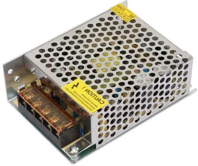 Obrázek produktu pro Průmyslové adaptéry 12 V, 5 A s napájecím kabelem