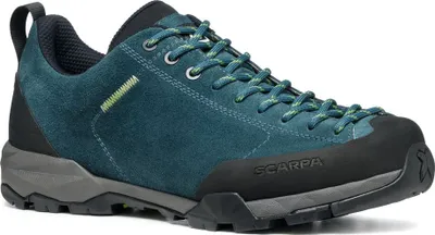 Mojito Trail Wanderschuh von Scarpa in Blaugrün mit Schnürung und robustem Profil.