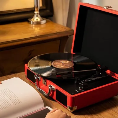 Obrázek produktu pro Gramofon Retro s Bluetooth, USB a SD záznamem - Přenosný - 3,05 kg - 43x19x35 cm