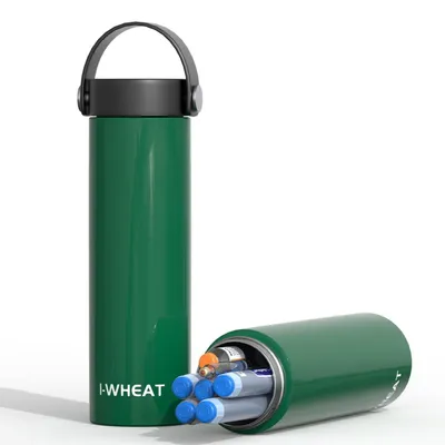 Immagine prodotto di Borsa termica per insulina, adatta a 3-5 penne, con capacità di mantenere la temperatura tra 2 e 8°C, ideale per il trasporto di farmaci durante viaggi e voli, dotata di 2 ghiaccio-gel, colore verde