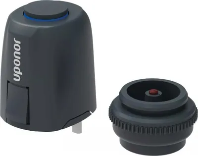 A dark gray Uponor thermischer Stellantrieb and a separate adapter are shown against a white background.